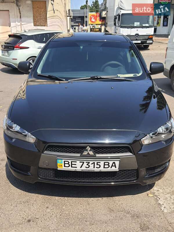 Седан Mitsubishi Lancer 2011 в 