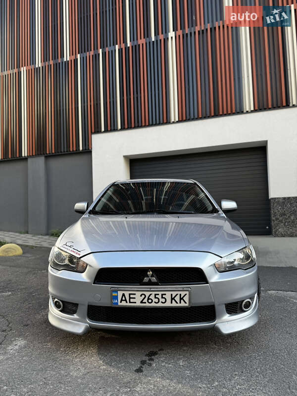 Седан Mitsubishi Lancer 2007 в Днепре