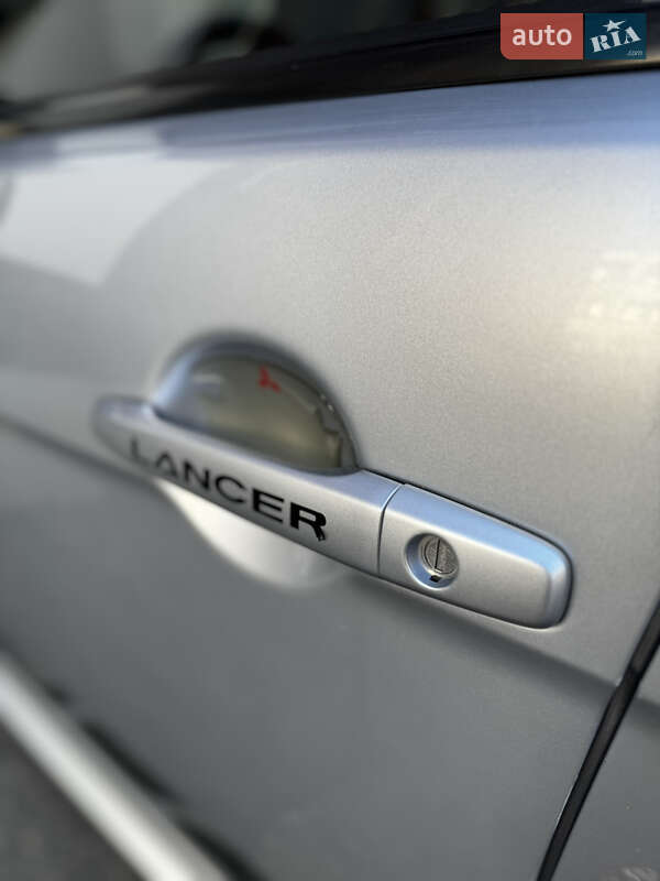 Седан Mitsubishi Lancer 2007 в Днепре