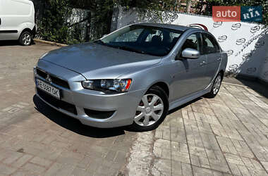 Седан Mitsubishi Lancer 2015 в Дніпрі