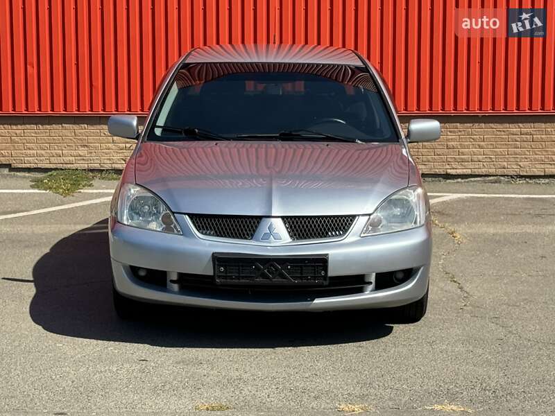 Седан Mitsubishi Lancer 2006 в Одессе