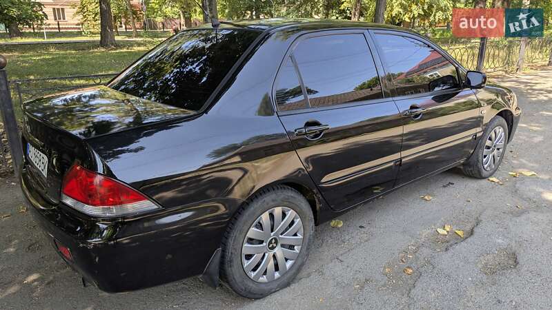 Седан Mitsubishi Lancer 2007 в Великом Березном