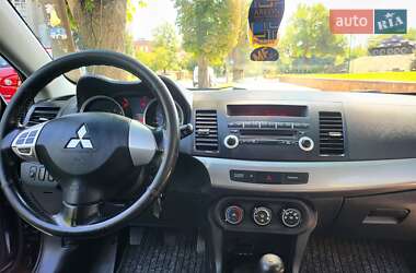 Седан Mitsubishi Lancer 2011 в Могилев-Подольске