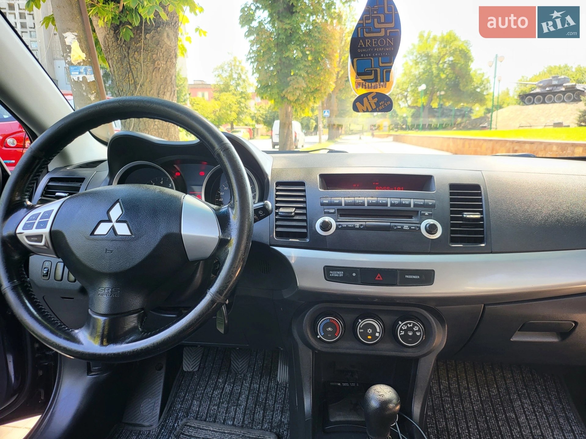 2011 Mitsubishi Lancer - мініатюра 17