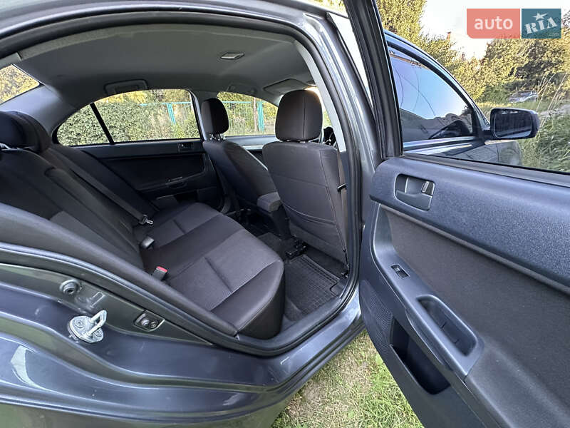 Седан Mitsubishi Lancer 2008 в Чернігові фото 18 Седан Mitsubishi Lancer 2008 в Чернігові