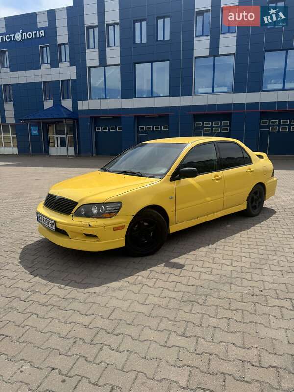 Седан Mitsubishi Lancer 2002 в Ивано-Франковске фото 5 Седан Mitsubishi Lancer 2002 в Ивано-Франковске