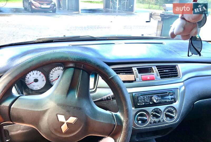 Седан Mitsubishi Lancer 2007 в Кременчуге