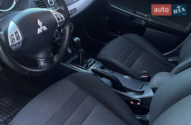 Седан Mitsubishi Lancer 2011 в 