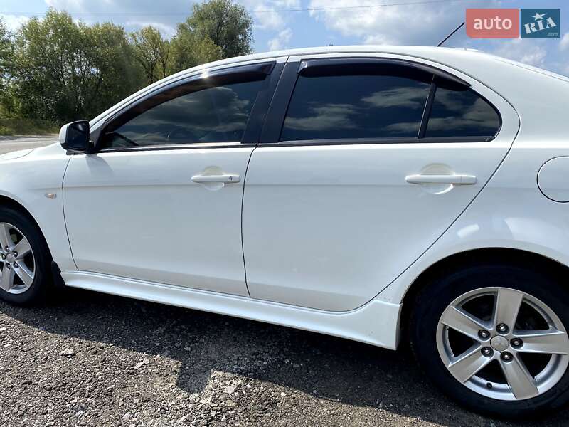 Хэтчбек Mitsubishi Lancer 2008 в Иванкове фото 8 Хэтчбек Mitsubishi Lancer 2008 в Иванкове