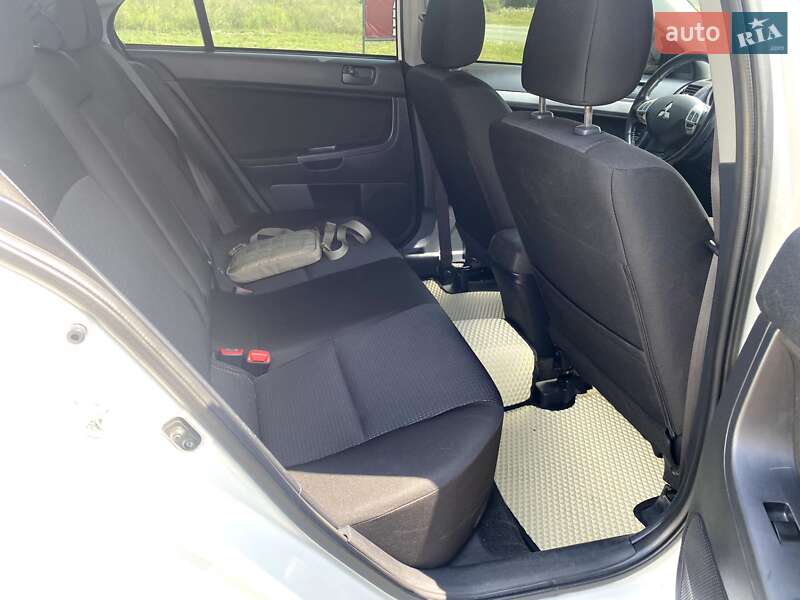 Хэтчбек Mitsubishi Lancer 2008 в Иванкове фото 14 Хэтчбек Mitsubishi Lancer 2008 в Иванкове