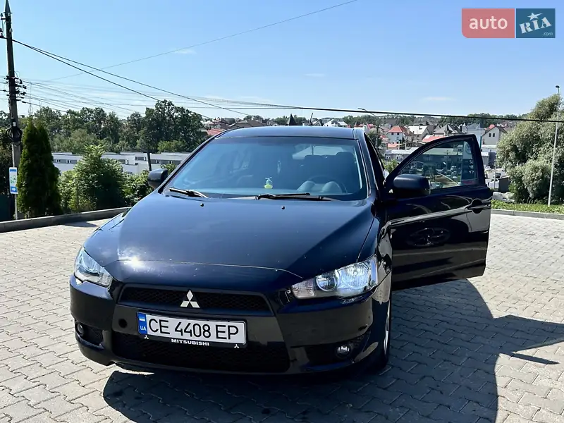 Mitsubishi Lancer