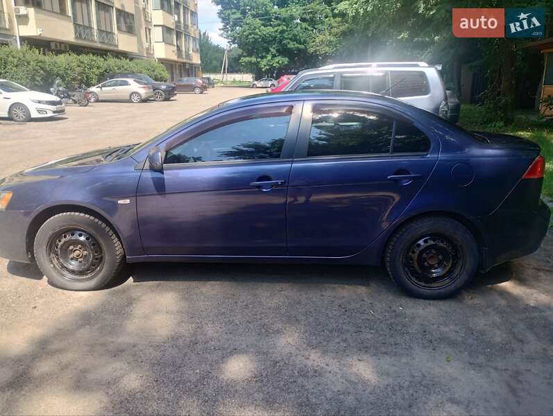 Седан Mitsubishi Lancer 2010 в 