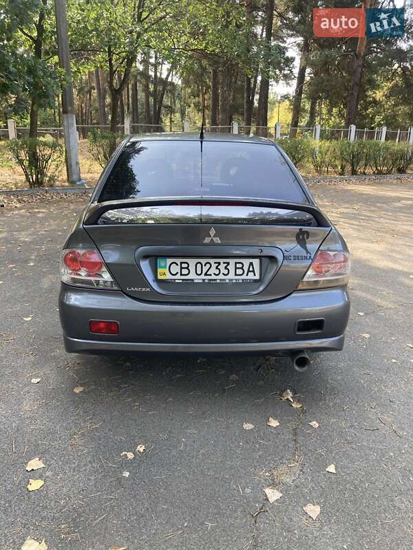 Седан Mitsubishi Lancer 2005 в Козельце