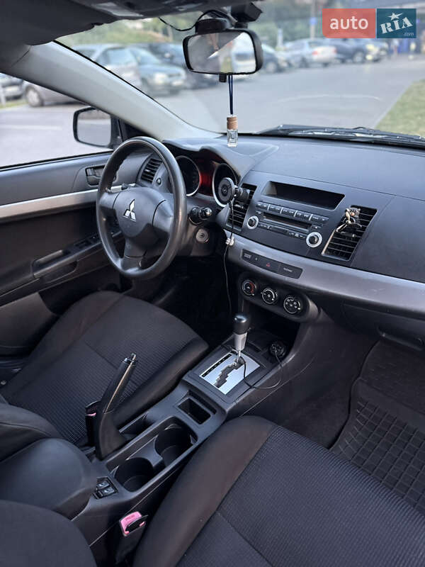 Седан Mitsubishi Lancer 2007 в Днепре