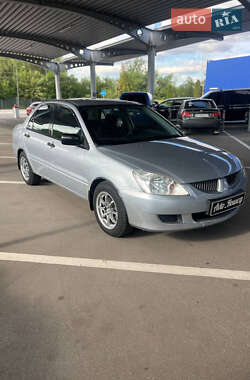 Седан Mitsubishi Lancer 2004 в 