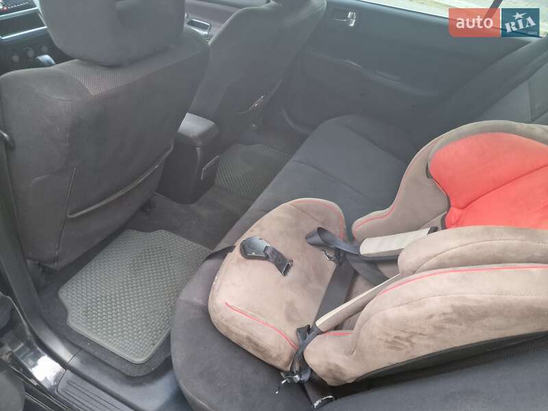 Седан Mitsubishi Lancer 2007 в Львове