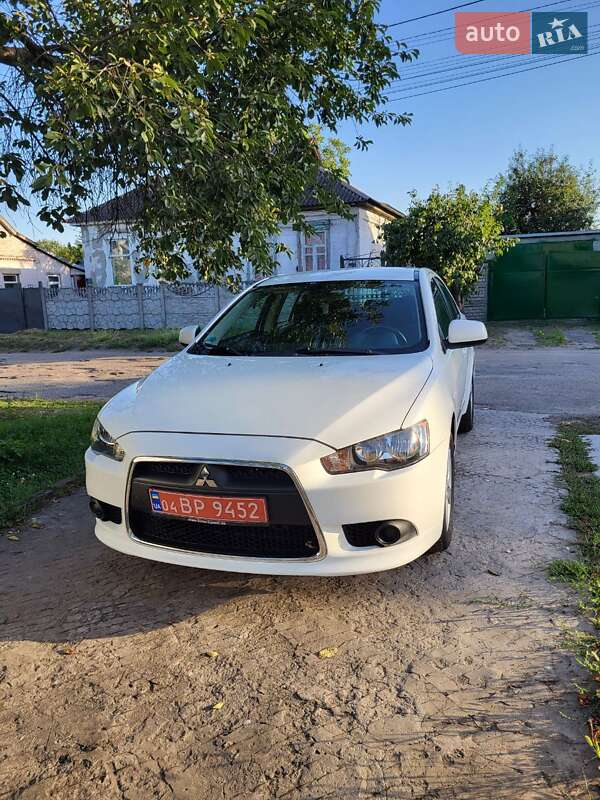 Хетчбек Mitsubishi Lancer 2009 в Кам'янському фото 2 Хетчбек Mitsubishi Lancer 2009 в Кам'янському