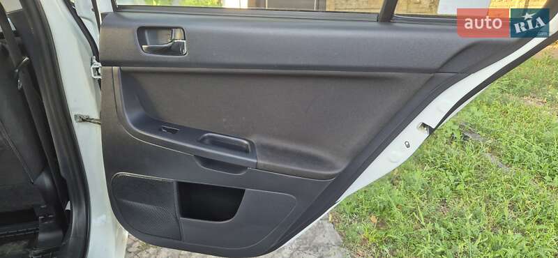 Хетчбек Mitsubishi Lancer 2009 в Кам'янському фото 30 Хетчбек Mitsubishi Lancer 2009 в Кам'янському