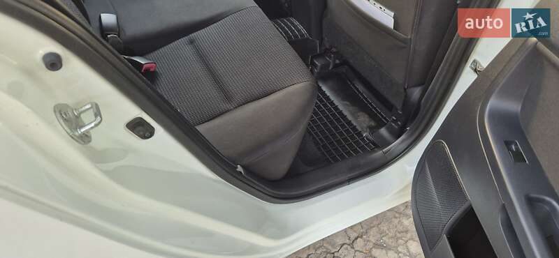 Хетчбек Mitsubishi Lancer 2009 в Кам'янському фото 31 Хетчбек Mitsubishi Lancer 2009 в Кам'янському