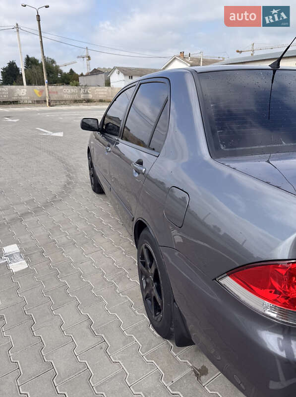 Седан Mitsubishi Lancer 2008 в Ивано-Франковске