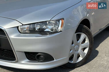 Седан Mitsubishi Lancer 2013 в 