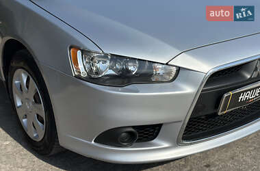 Седан Mitsubishi Lancer 2013 в 