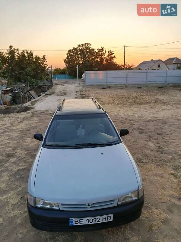 Универсал Mitsubishi Lancer 1995 в Одессе