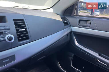 Седан Mitsubishi Lancer 2010 в 