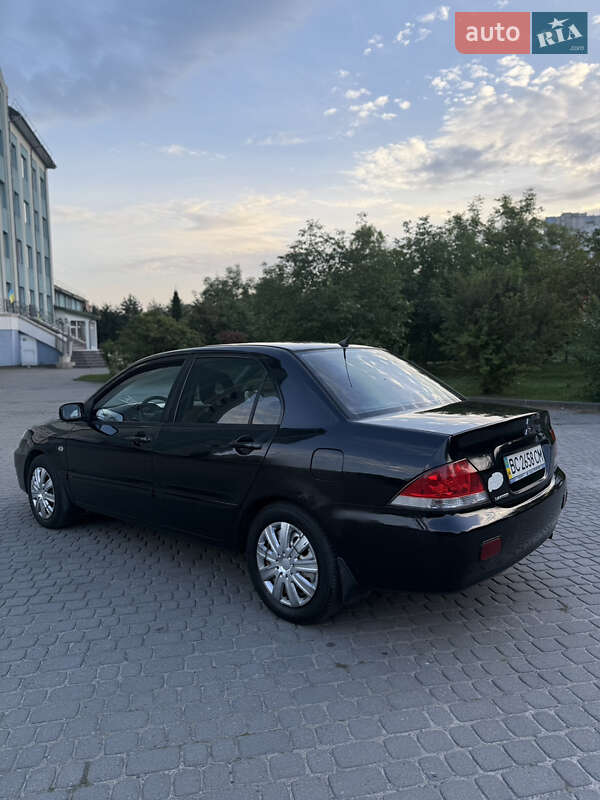 Седан Mitsubishi Lancer 2006 в Львові