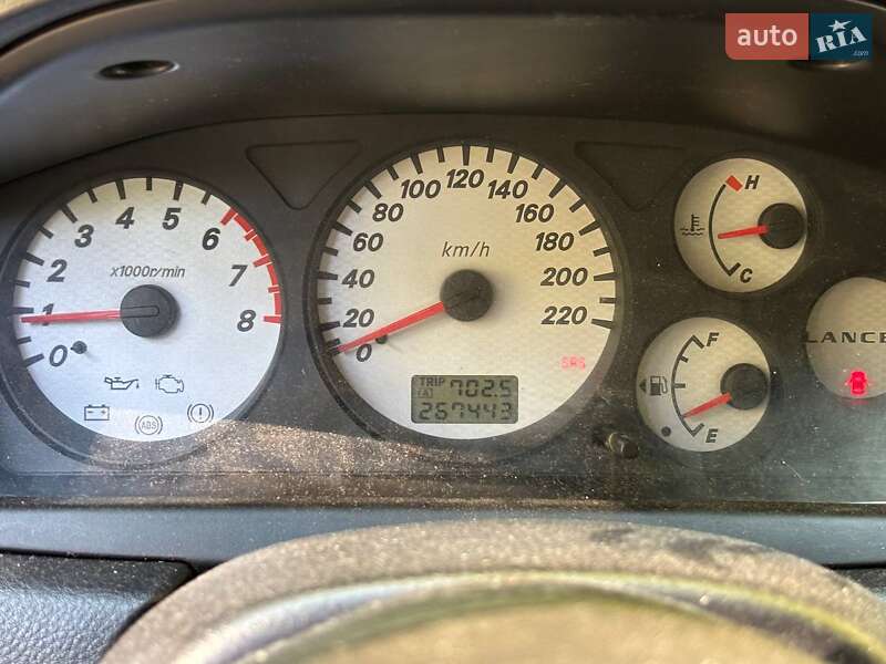Седан Mitsubishi Lancer 2006 в Киеве