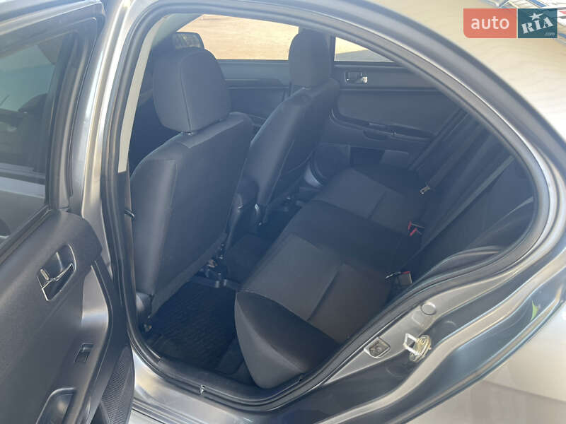 Седан Mitsubishi Lancer 2012 в Николаеве