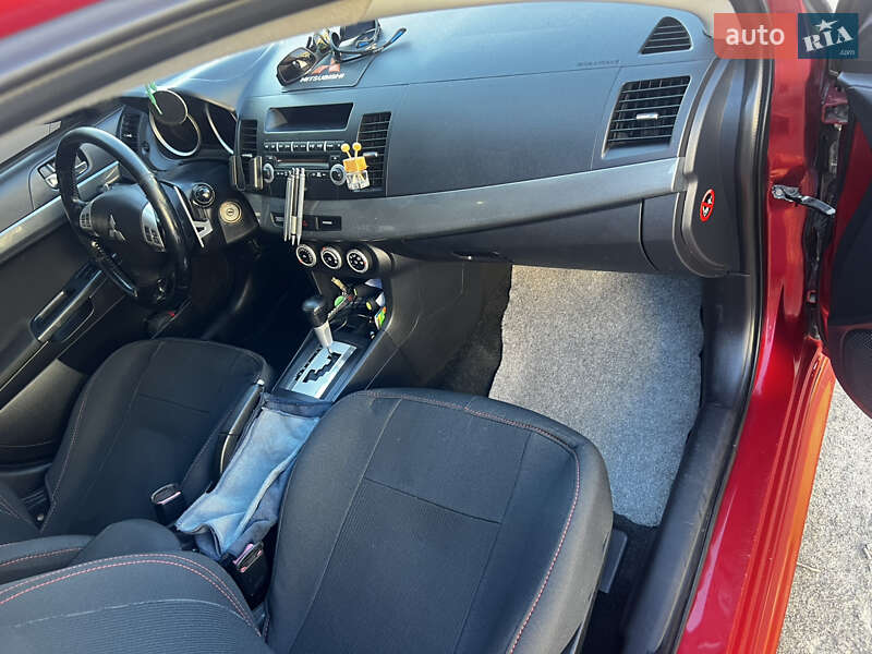 Седан Mitsubishi Lancer 2008 в Николаеве