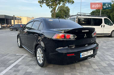 Седан Mitsubishi Lancer 2015 в 
