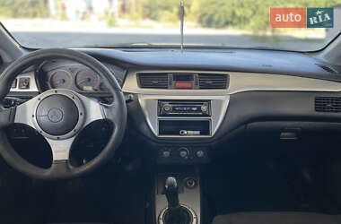 Седан Mitsubishi Lancer 2006 в 