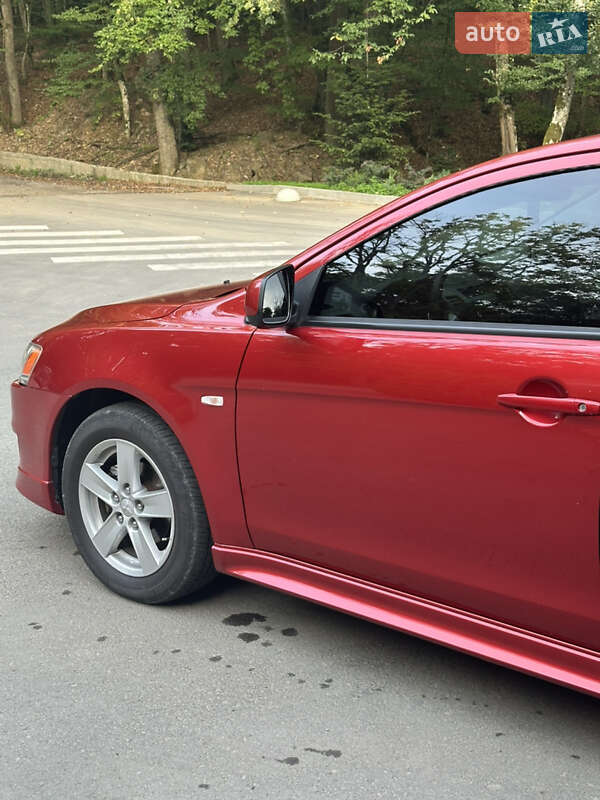 Седан Mitsubishi Lancer 2008 в Ужгороде