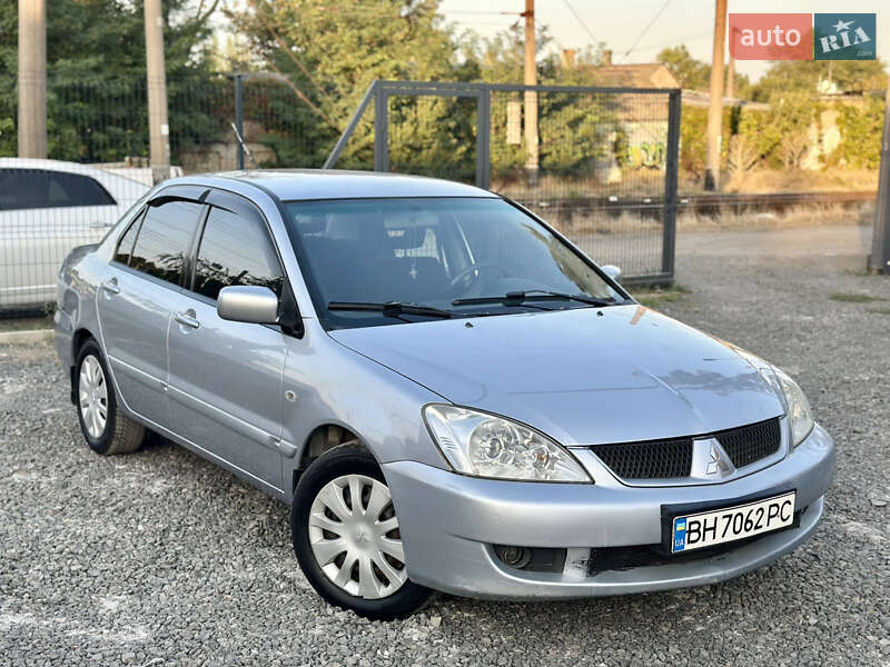 Седан Mitsubishi Lancer 2005 в Одессе