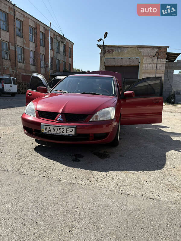 Седан Mitsubishi Lancer 2007 в Корце