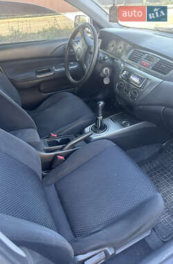 Седан Mitsubishi Lancer 2005 в 