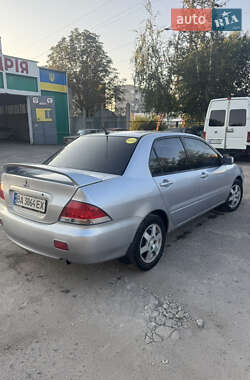 Седан Mitsubishi Lancer 2004 в 
