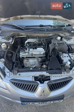 Седан Mitsubishi Lancer 2004 в 