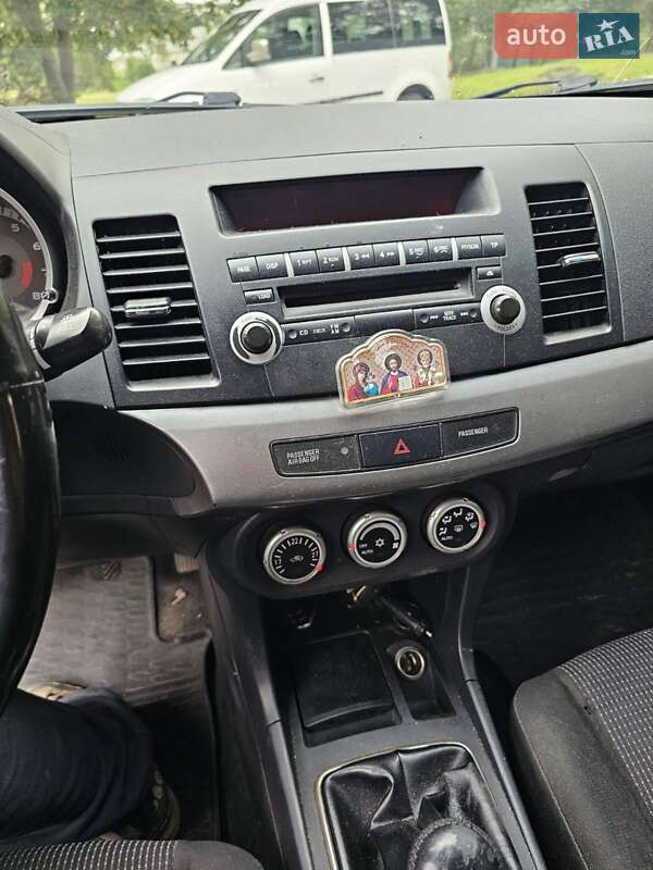 Седан Mitsubishi Lancer 2009 в Івано-Франківську