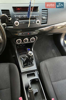 Хэтчбек Mitsubishi Lancer 2008 в 