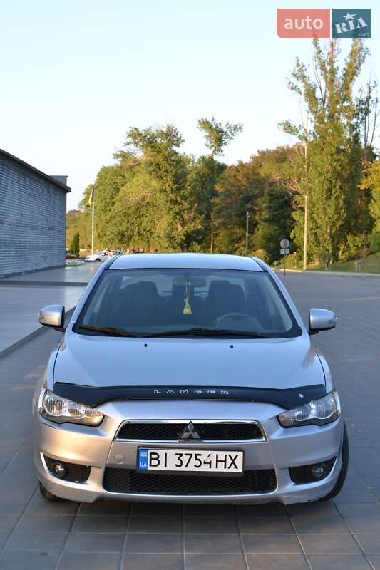 Седан Mitsubishi Lancer 2014 в Кременчуге