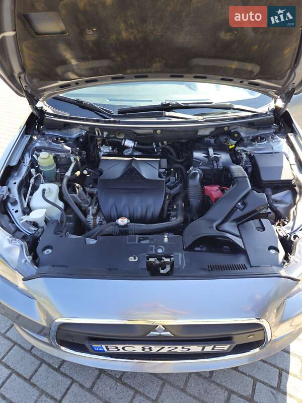 Седан Mitsubishi Lancer 2013 в Львове фото 12 Седан Mitsubishi Lancer 2013 в Львове