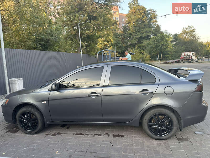 Седан Mitsubishi Lancer 2011 в Дніпрі