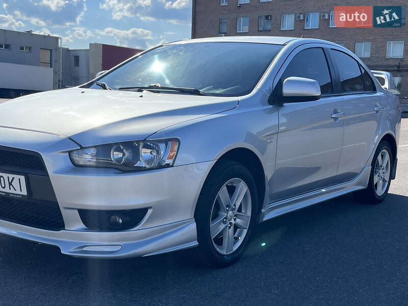 Седан Mitsubishi Lancer 2008 в Черкасах
