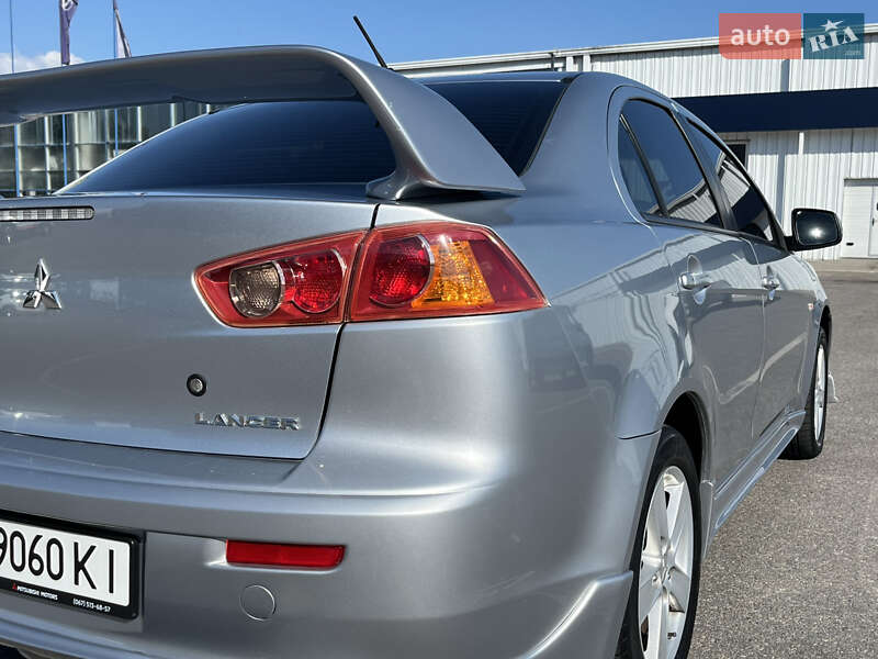 Седан Mitsubishi Lancer 2008 в Черкасах