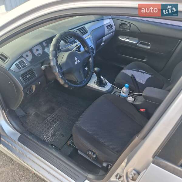 Седан Mitsubishi Lancer 2008 в Днепре