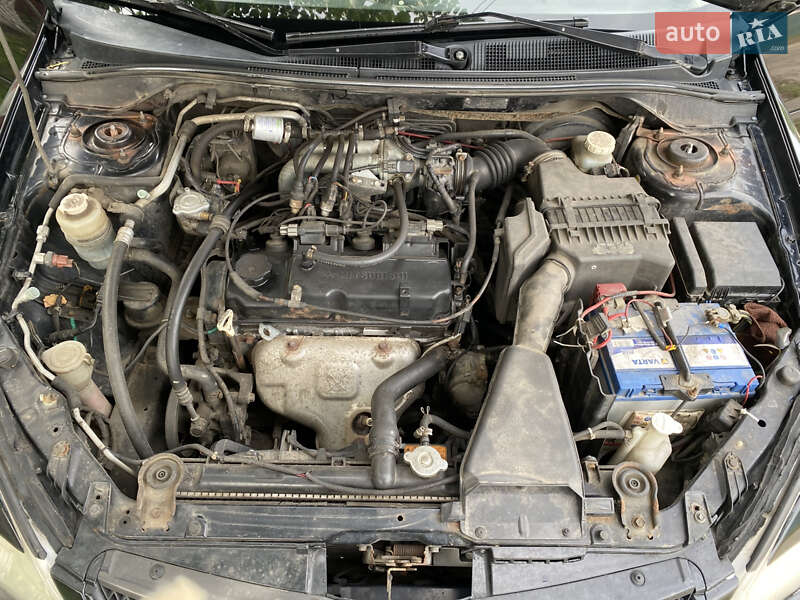 Седан Mitsubishi Lancer 2006 в Барышевке