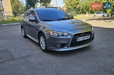 Седан Mitsubishi Lancer 2013 в Киеве